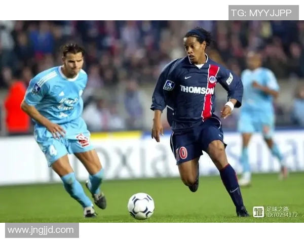 足球明星精彩倒勾进球瞬间集锦让你领略足球之美与技巧的完美结合